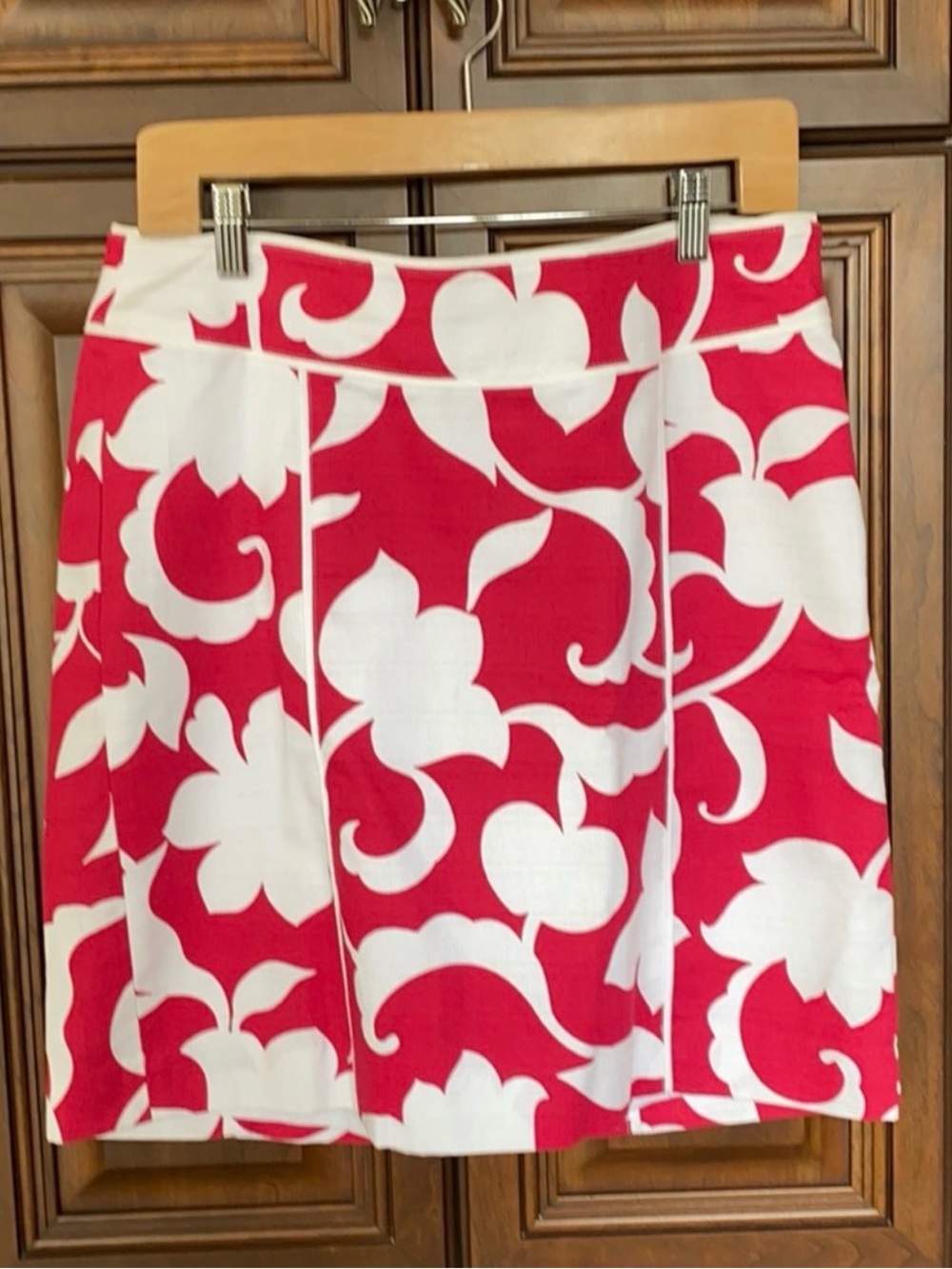 THREE Ann Taylor Skirts - Like New - Picture 4 of 6